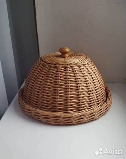 Хлебница плетеная