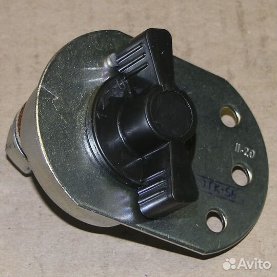 Выключатель массы 24V 50А механический с ручным уп