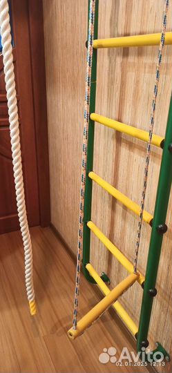 Детская шведская стенка