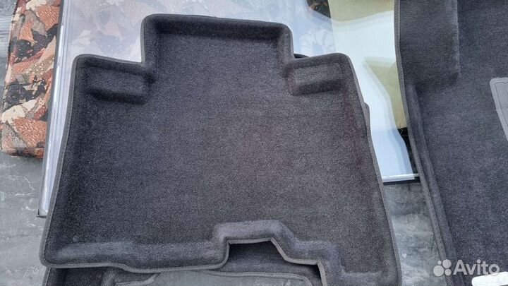 Коврики 3Д в салон Т-Прадо