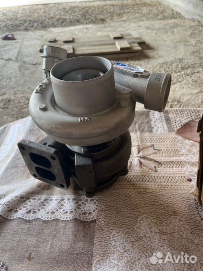 Турбокомплессор Holset для CNH
