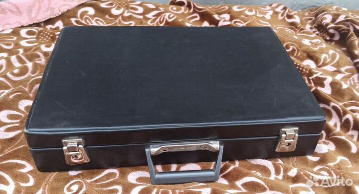 Кейс с деньгами СССР