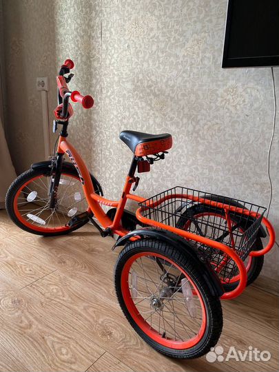 Велосипед трехколесный детский 20