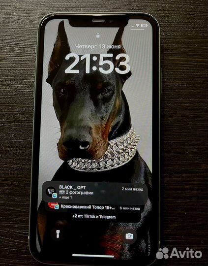 iPhone 11, 64 ГБ