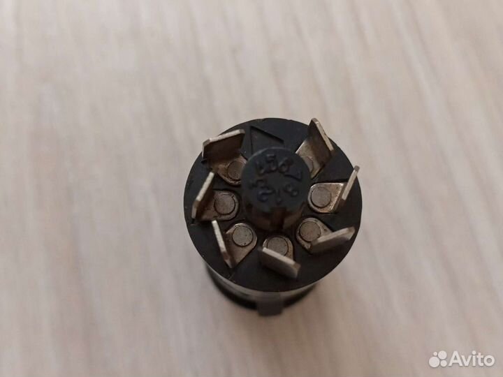 Кнопка аварийной сигнализации