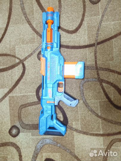 Нëрф бластер в хорошем состоянии