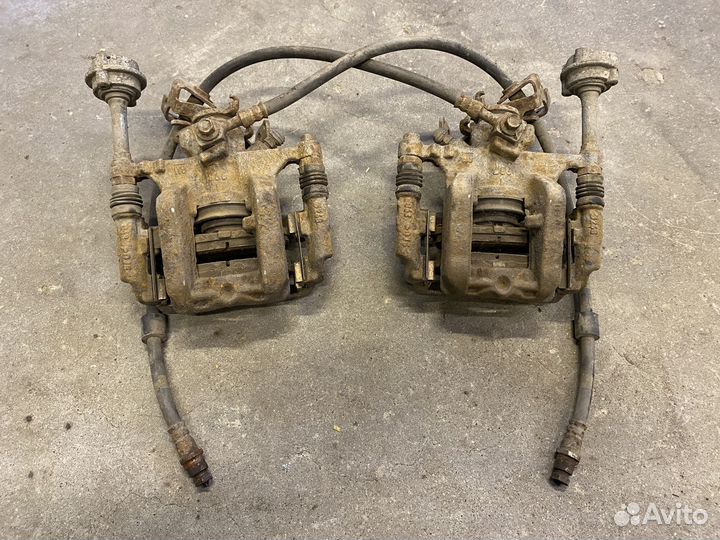 Задние суппорта Opel Astra J 1.4 Turbo