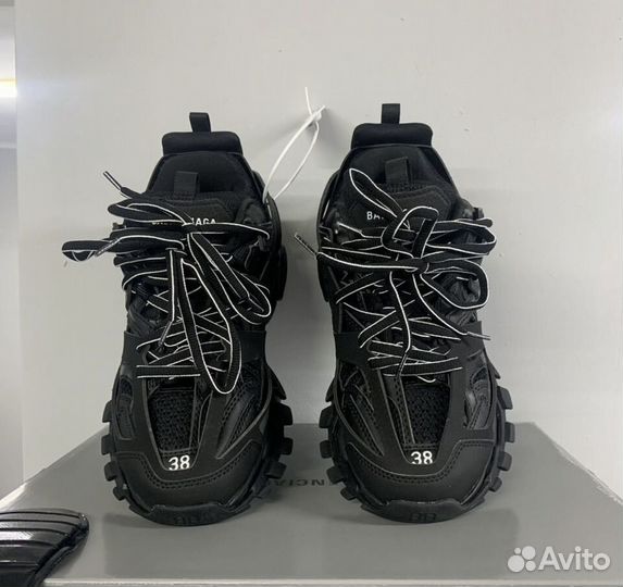Bаlеnciaga tracк 1 black нa pуках