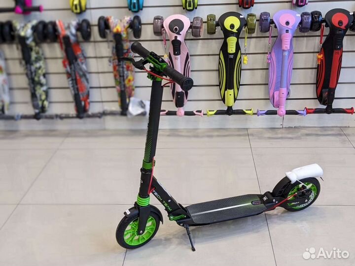 Самокат city Scooter Disk Черно Зеленый