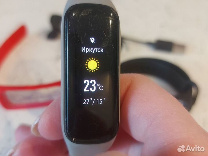 Фитнес браслет samsung galaxy fit 2