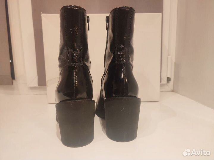 Ботинки женские демисезонные ASH