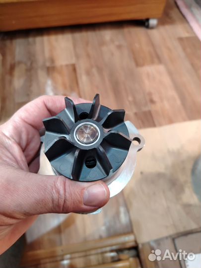 Помпа на LADA vesta