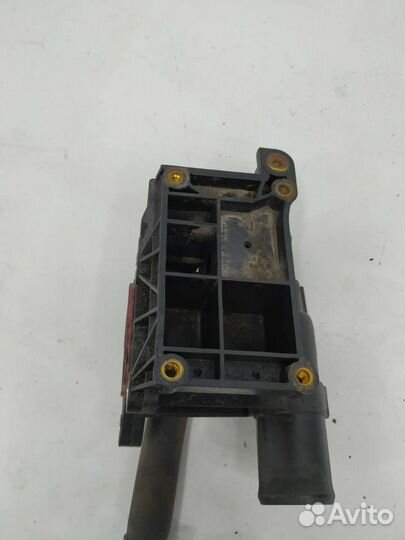 6g9g8k556aa Ford Фланец корпус термостата
