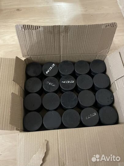 Шайба хоккейная