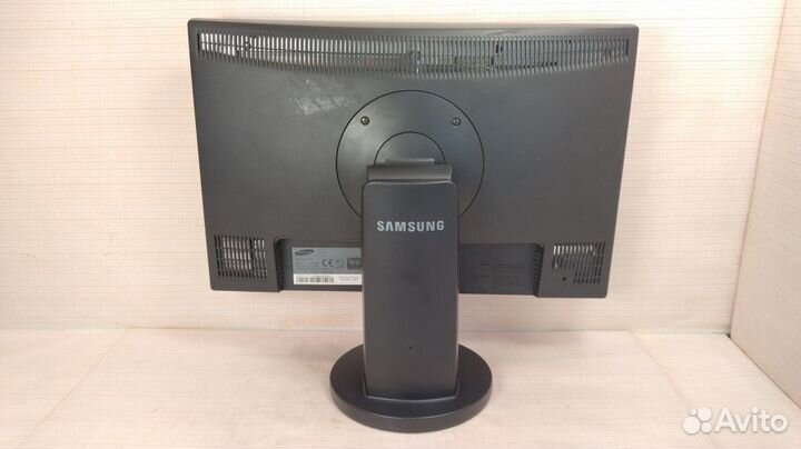 Монитор б/у 22