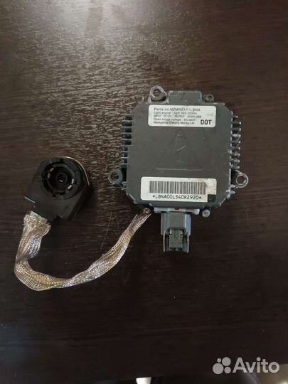 Блок розжига ксенона Mazda / Subaru