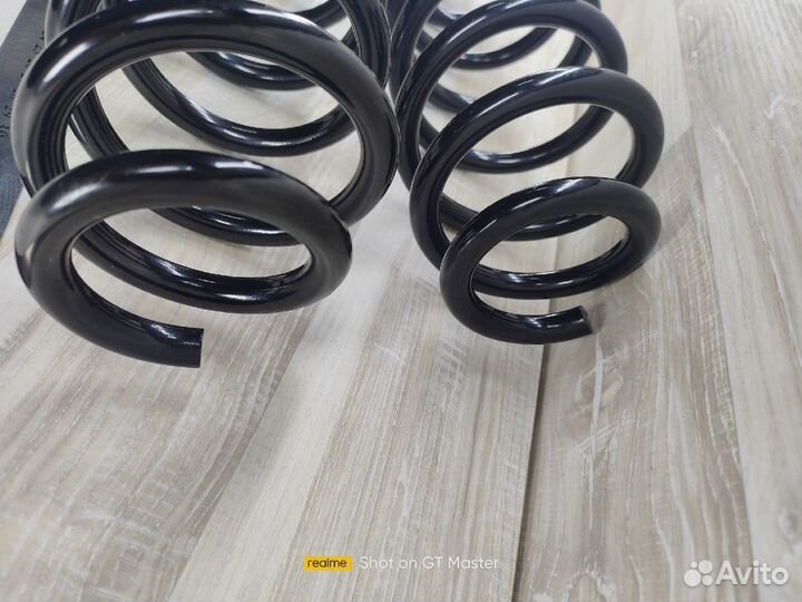 Пружина задней подвески Geely Emgrand Ec7 комплект