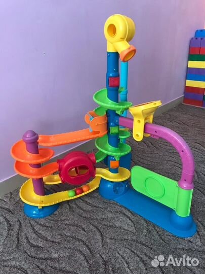 Игровая стойка Ballapalooza Fisher Price. За Южным