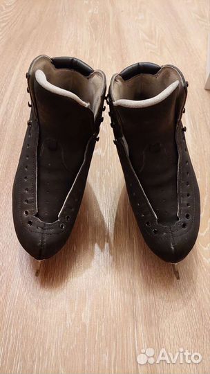 Фигурные коньки risport rf3 235