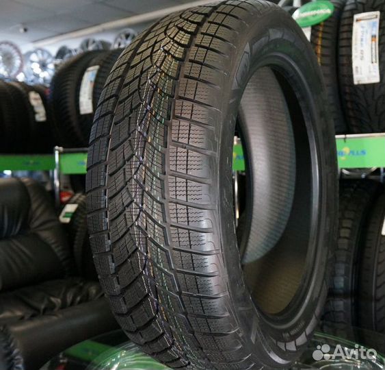 Goodyear UltraGrip Performance+ 235/50 R18 101V