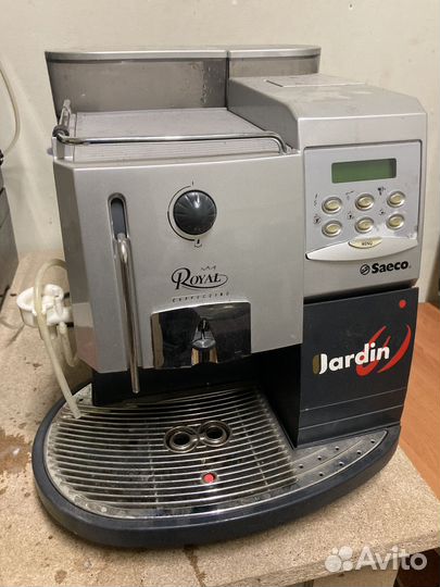 Кофемашина Saeco