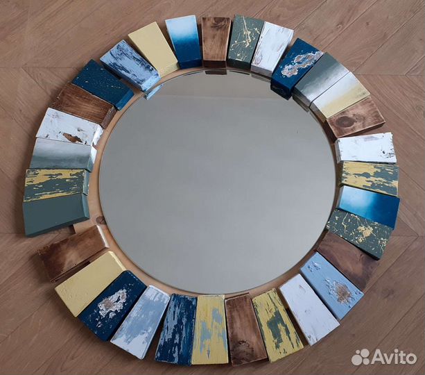 Дизайнерское зеркало в баллийском стиле