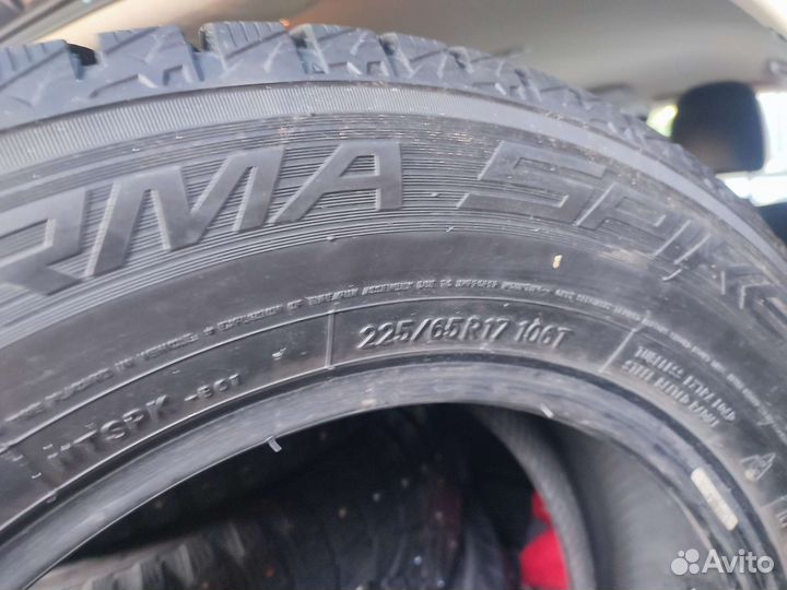 Nitto Therma Spike (NTSPK-B02) 225/65 R17