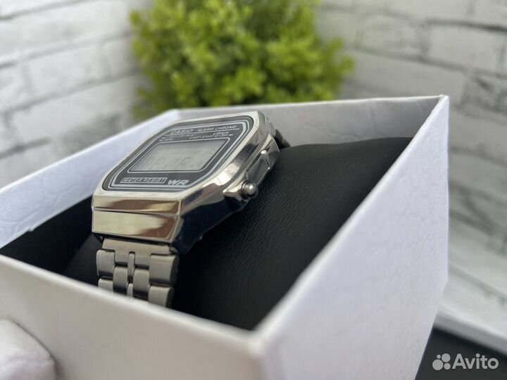 Наручные часы casio