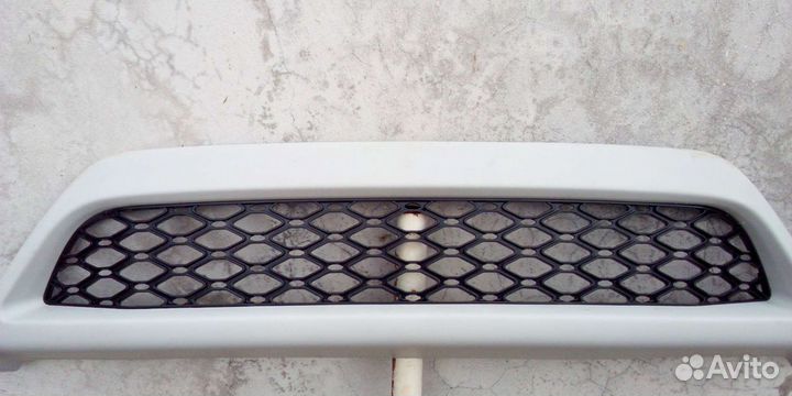 Решетка бампера Kia-rio