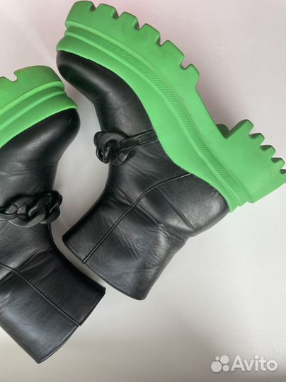 Ботинки женские house