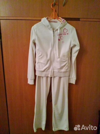 Спортивный костюм