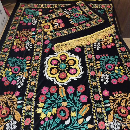 Сюзане - ковер - покрывало