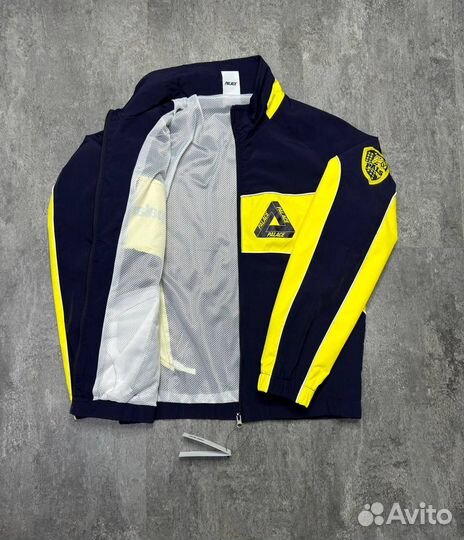 Ветровка Palace