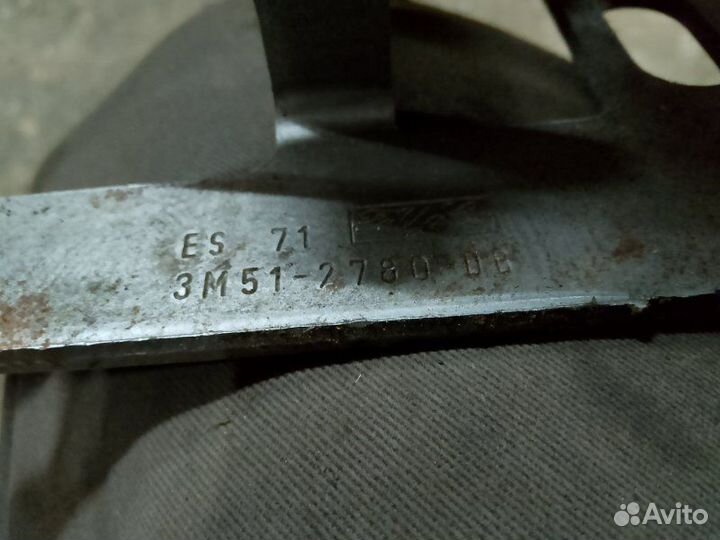 Рычаг ручного тормоза (ручника) Ford Focus 2 2