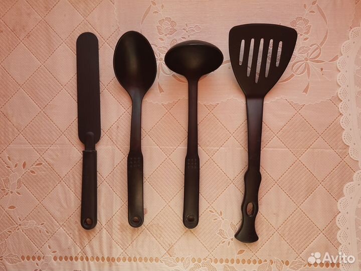 Набор кухонных принадлежностей 4 шт и стойка