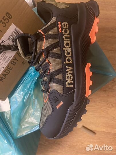 Кроссовки New Balance Shando