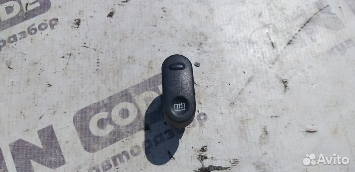 Кнопка обогрева стекла Renault Symbol