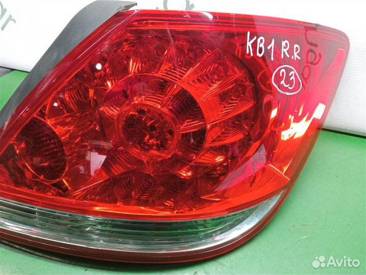 Стоп-сигнал задний правый Honda Legend KB1