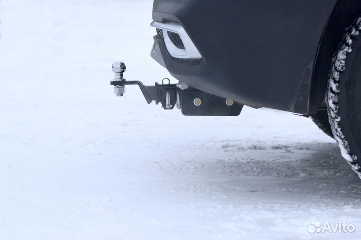 Фаркоп с накладкой из нерж. KIA Seltos 2020