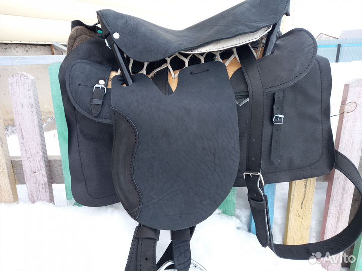Седло для лошади