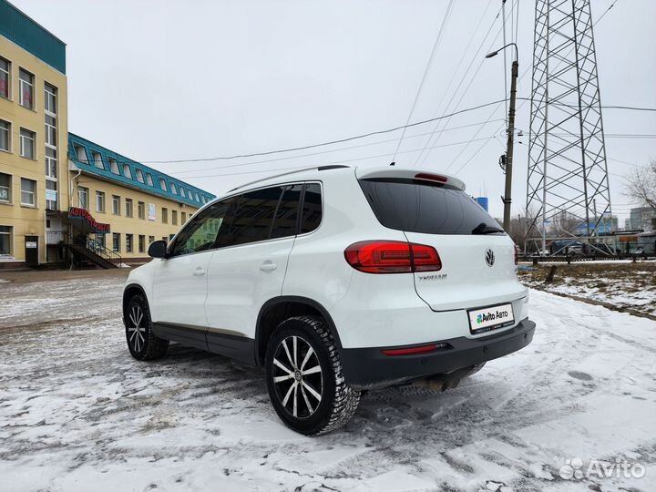 Volkswagen Tiguan 2.0 AT, 2014, 118 300 км