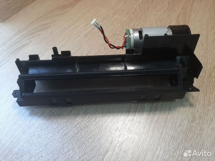 Двигатель щётки в сборе робота пылесоса tefal 20