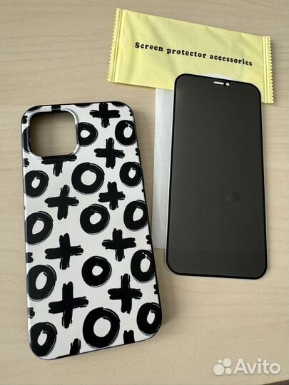 Защитное стекло антишпион и чехол на iPhone 12