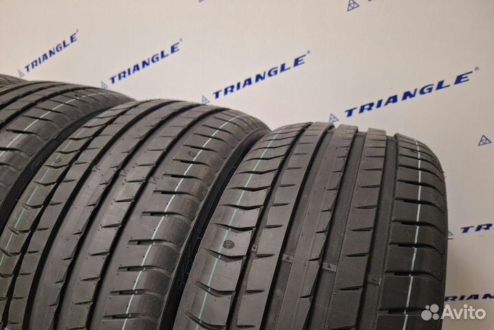 Triangle EffeXSport TH202 245/45 R20 и 275/40 R20 106Y