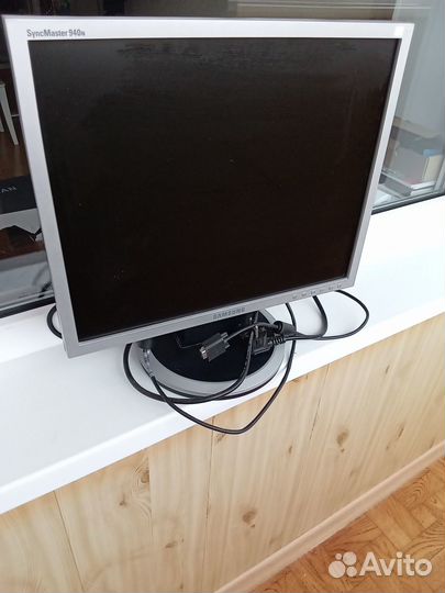 Монитор samsung 940n