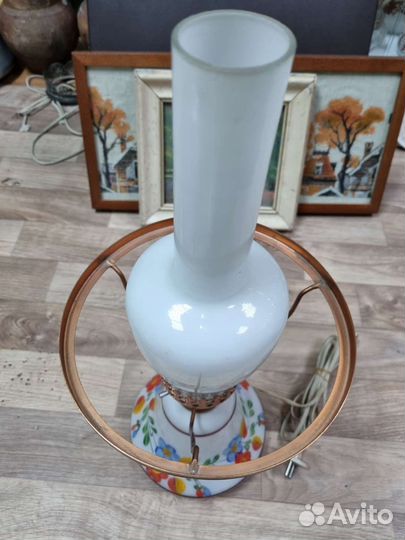 Лампа настольная, молочное стекло, роспись. СССР