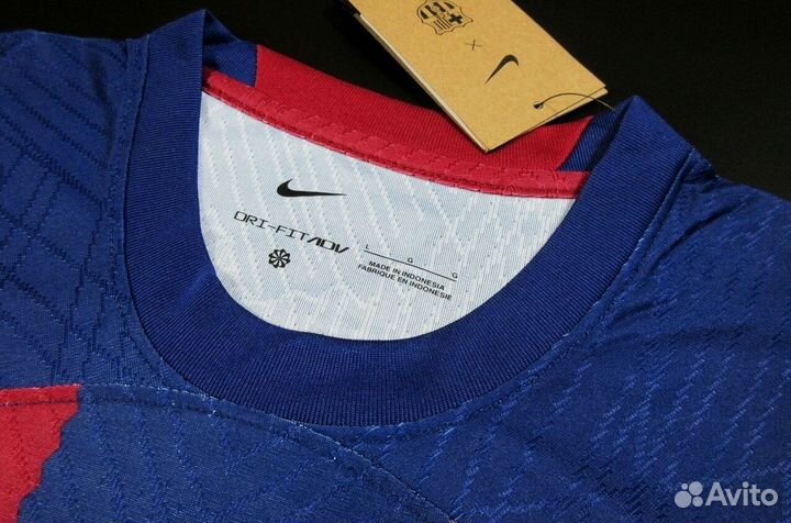 Форма Барселона сезон 22/23