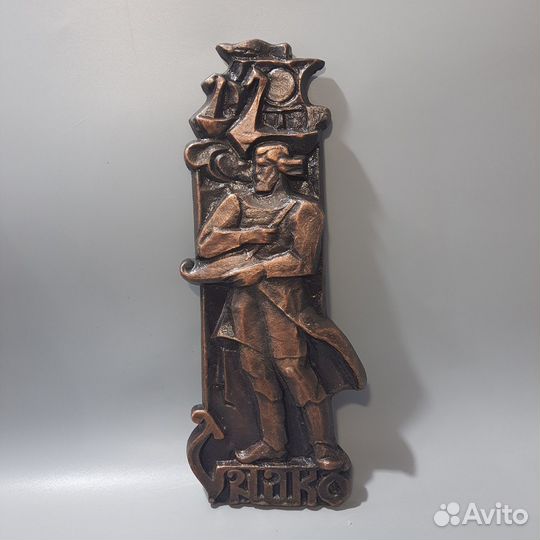 Барельефное панно 