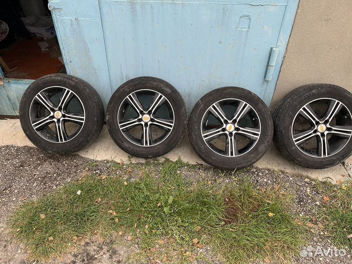 Колеса yokohama BluEarth-Es 205 60 16 летние