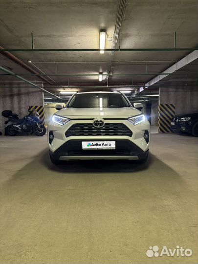 Toyota RAV4 2.0 CVT, 2022, 53 000 км